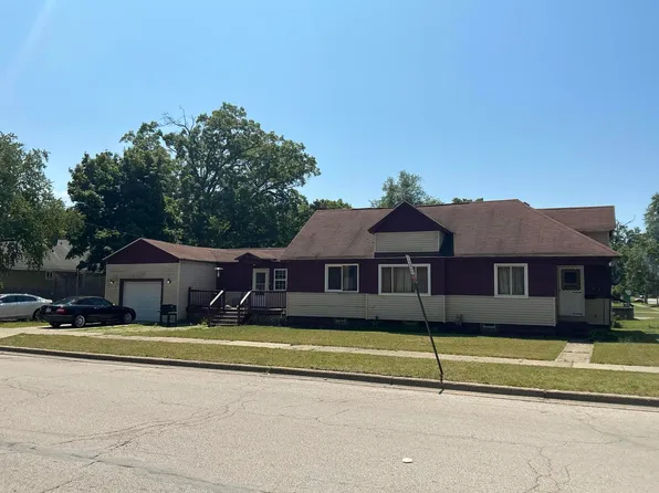 1910 Hoyt St, Muskegon, MI 49442