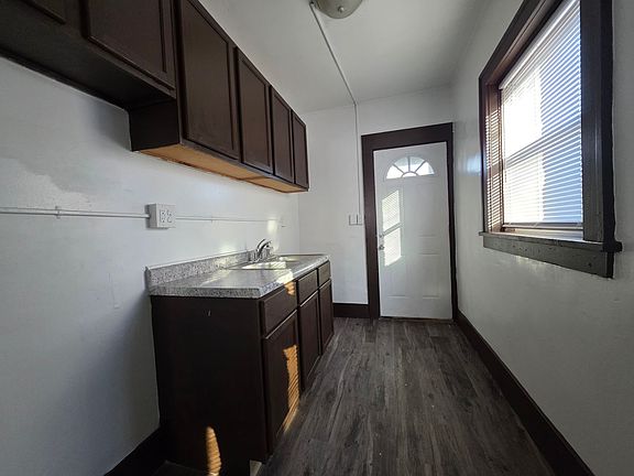 4th image of 1515 Taylor Ave #1