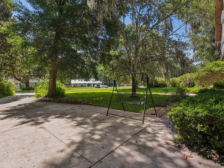 5210 River Park Villas Dr — Photo 9