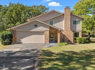 3136 Woodglen Dr, Commerce, TX 75428