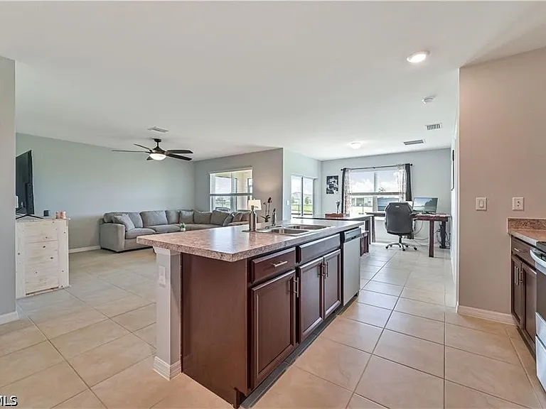 10507 Crossback Ln — Photo 6