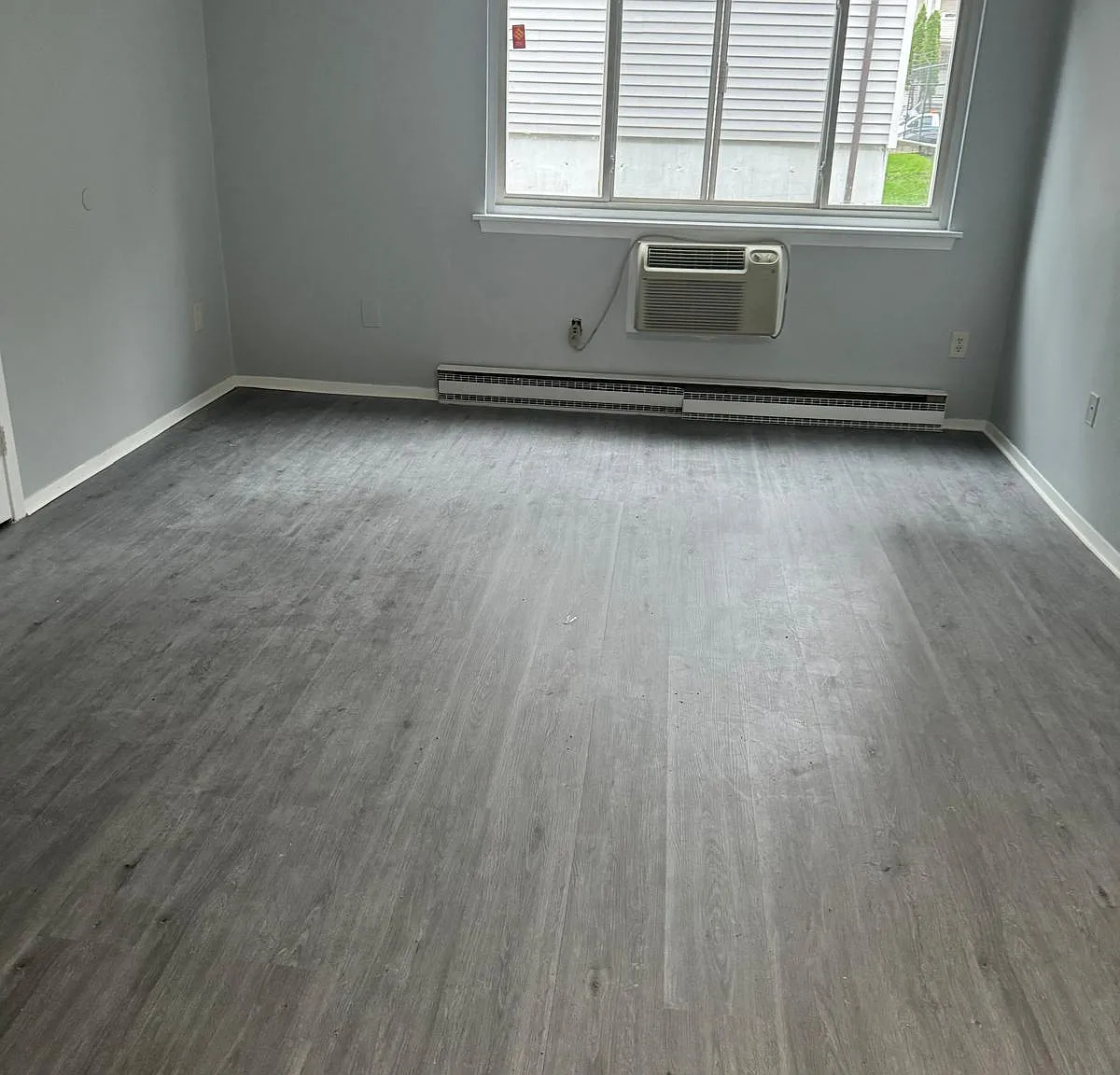 Studio, $1,400 — Photo 3