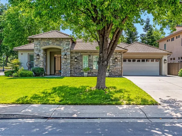 201 Woodhaven Pl, West Sacramento, CA 95605