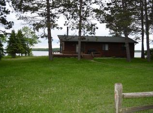 22571 Henderson Rd, Cohasset, MN 55721
