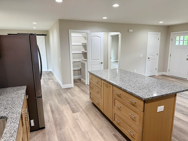 6415 Little Mountain Rd — Photo 14