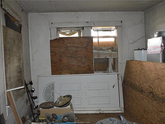 2nd image of 1316 Farquhar St