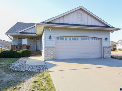 2201 S June Ave, Sioux Falls, SD, 57106