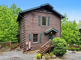 831 Spirit Loop Way, Gatlinburg, TN 37738