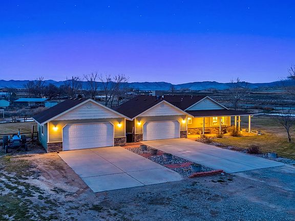 2nd image of 1392 M 1/4 Rd