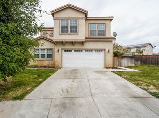 112 Coastline Ct, San Jacinto, CA 92583