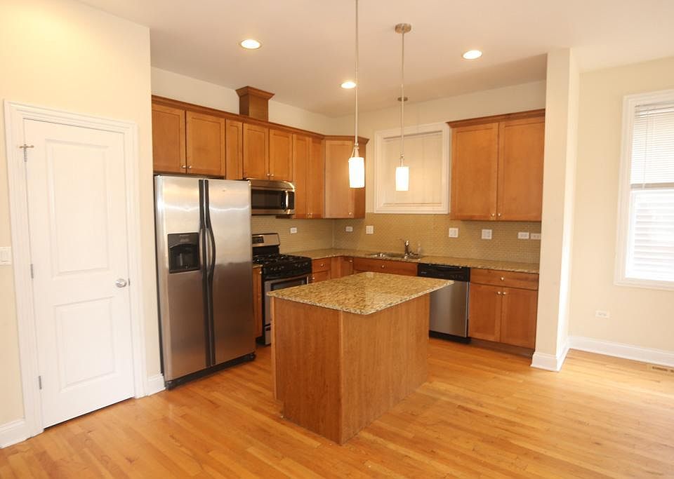 1st image of 1039 W Newport Ave #1FF