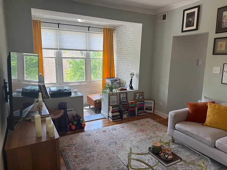 1219 N Spaulding Ave #2 — Photo 2