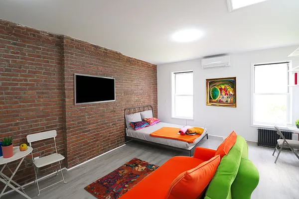 Rented by Nest Seekers International | media 2