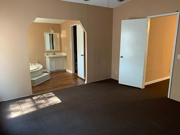 Master suite