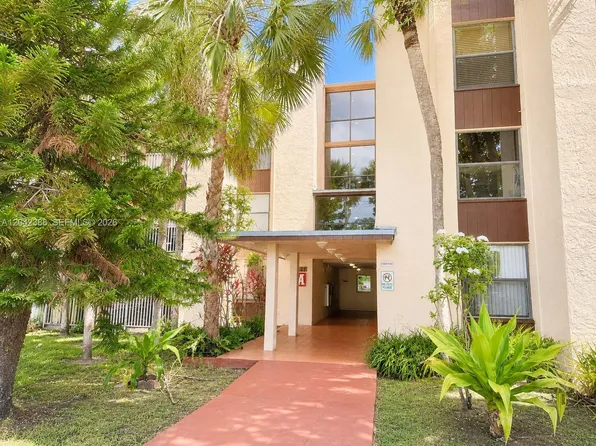 14421 N Kendall Dr #403M, Miami, FL 33183