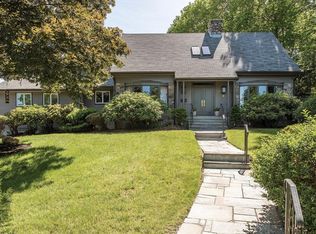 20 Malubar Ln, Newton, MA 02459