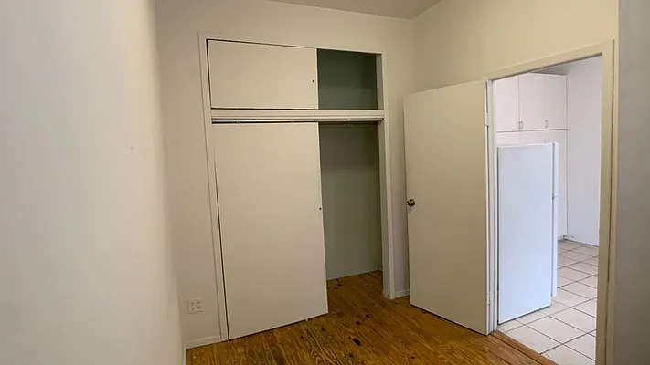 Rented by Nooklyn NYC LLC | media 6