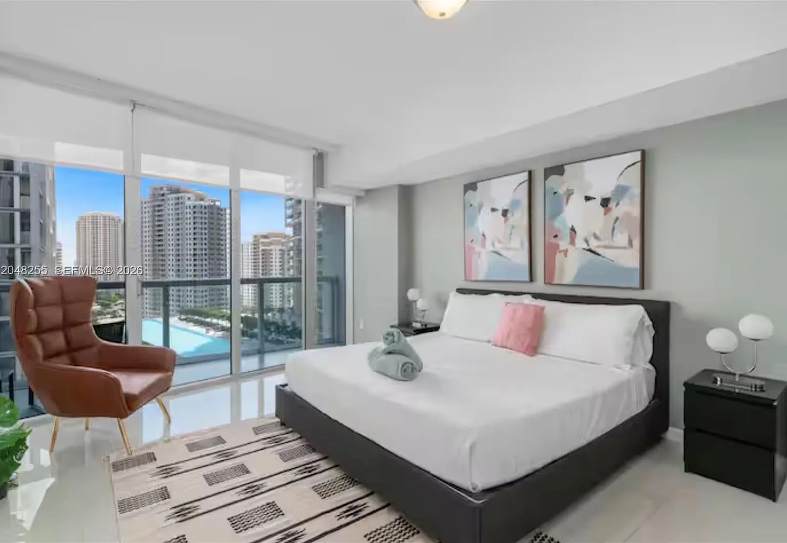 Icon Brickell Condo No 3 — Photo 1