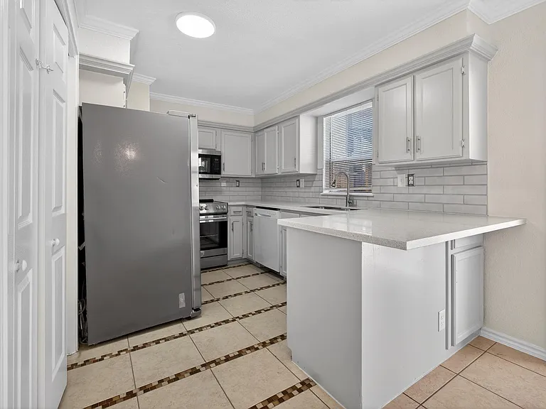 1221 Cedar Post Ln #1D — Photo 8