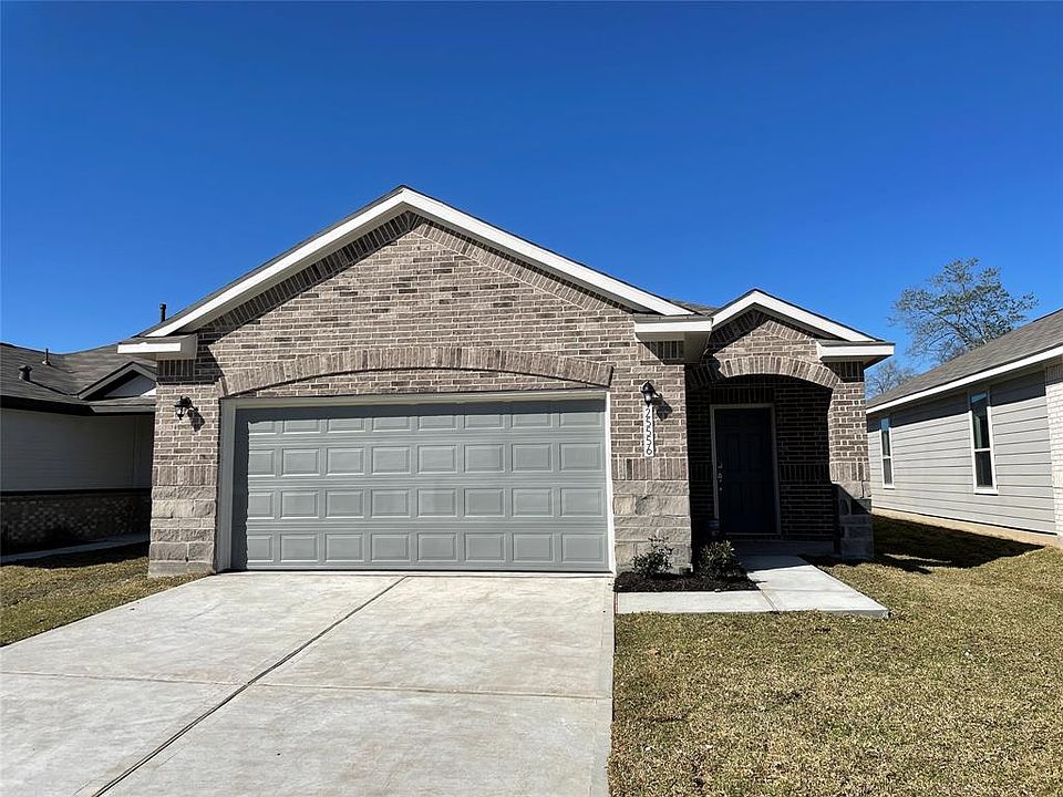 1st image of 25556 Northpark Palm Dr