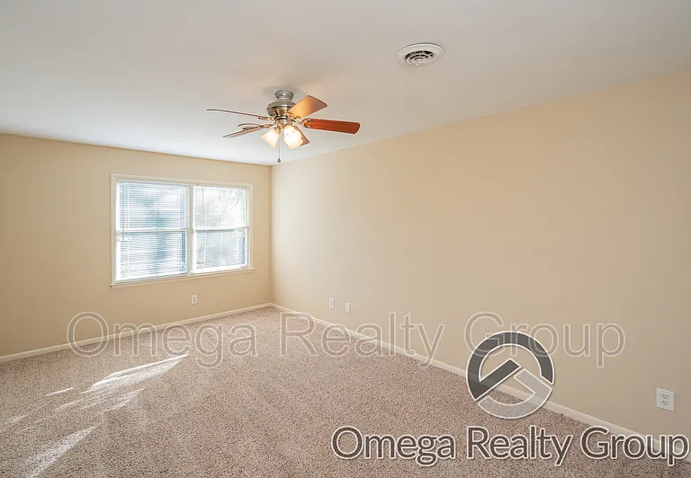 1919 Chandalar Ct — Photo 38