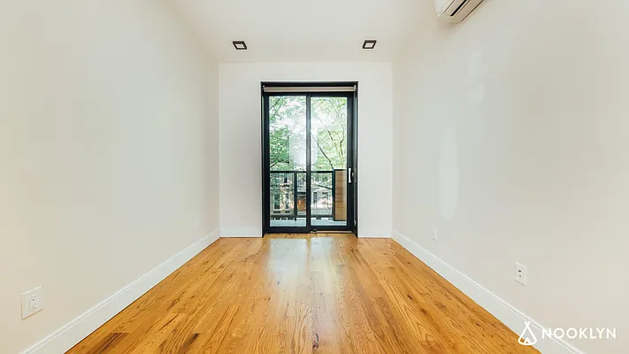 Rented by Nooklyn NYC LLC | media 6