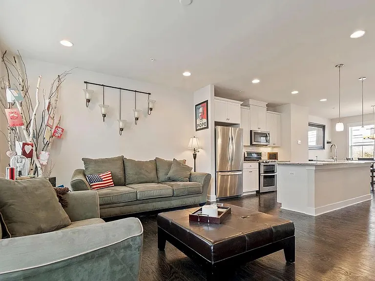 12604 Layhill Rd — Photo 8
