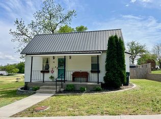 411 E Main St, Mankato, KS 66956
