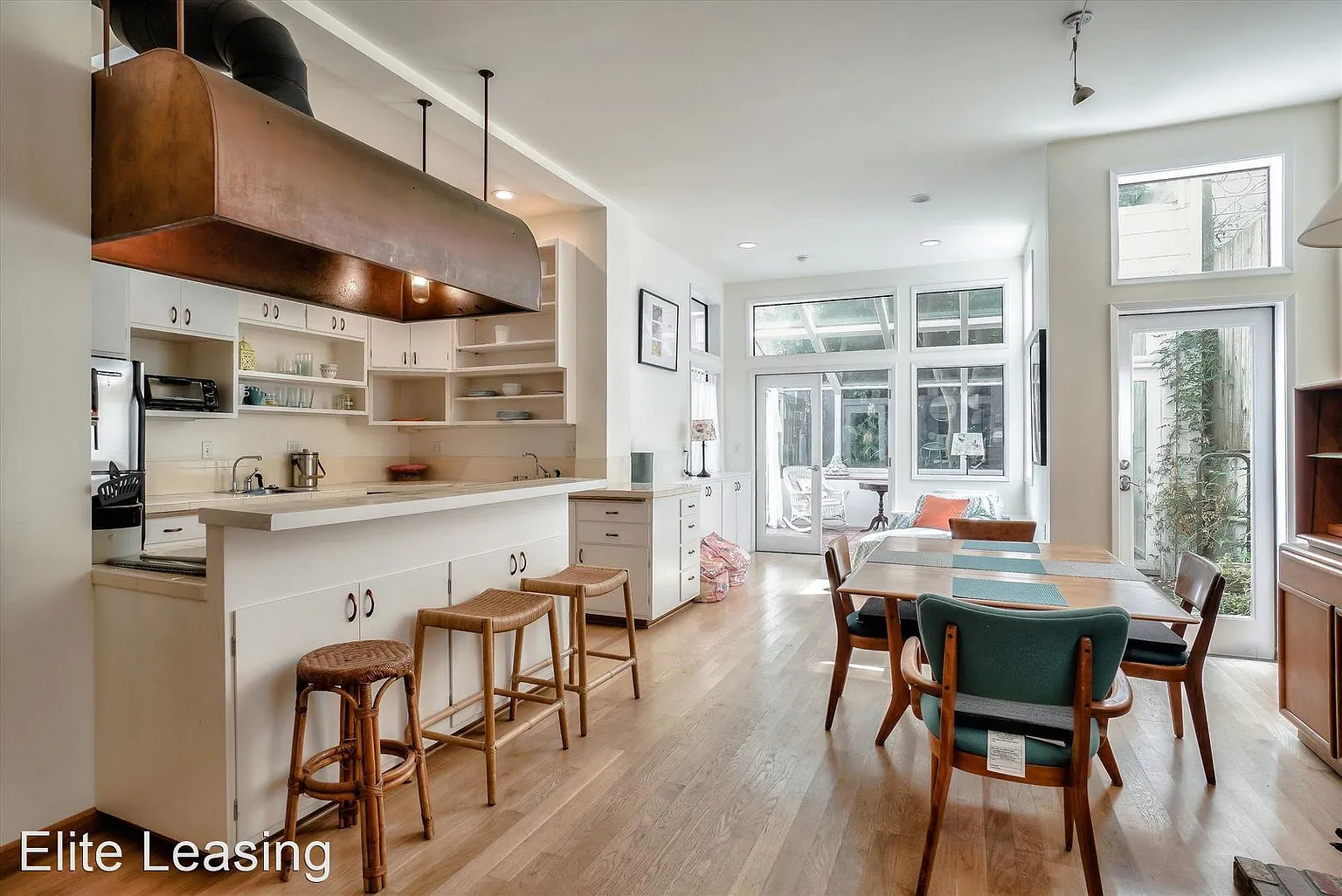 741 Filbert St #741 photo 1