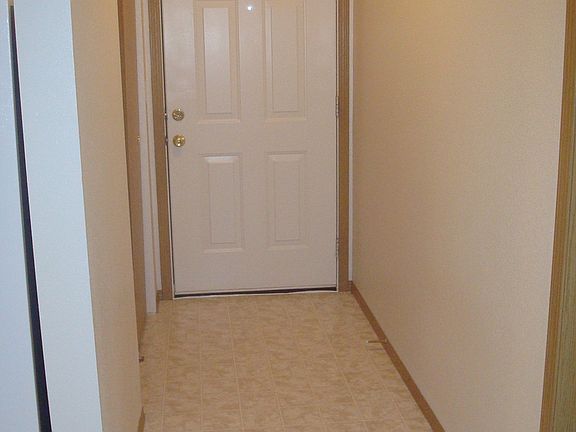 4th image of 8304-8308 47th Ave NE #108
