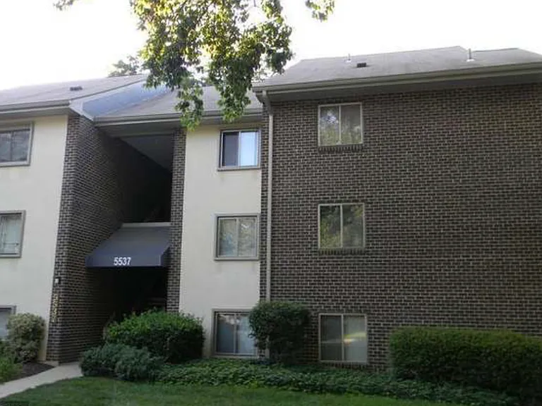 5537 Green Mountain Cir #4 — Photo 1