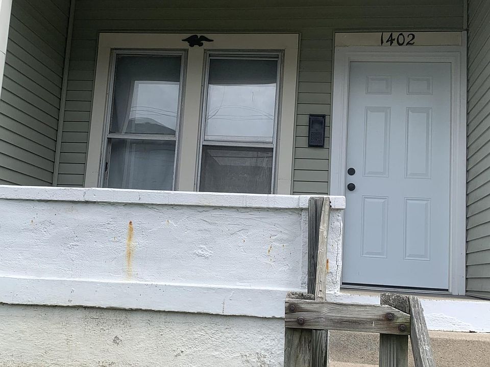 1st image of 1402 S B St