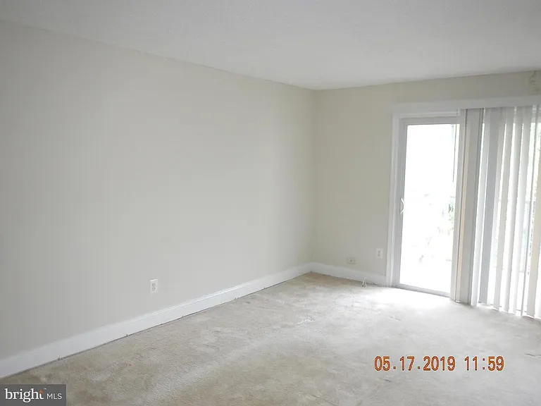 1009 Chillum Rd #312 — Photo 2