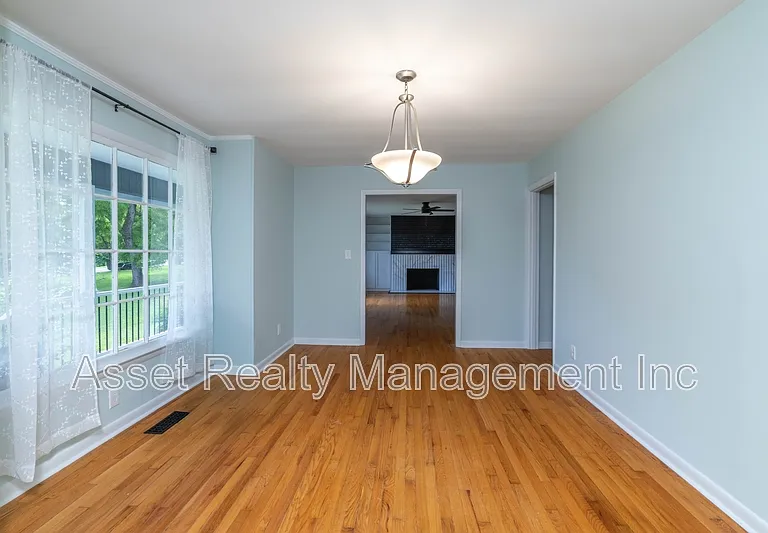 201 Farlow Dr — Photo 16