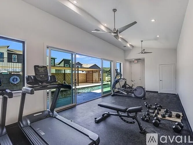 2050 Lohmans Spur #801 — Photo 32