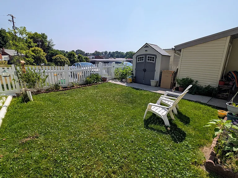 641 Fairview Ave — Photo 18