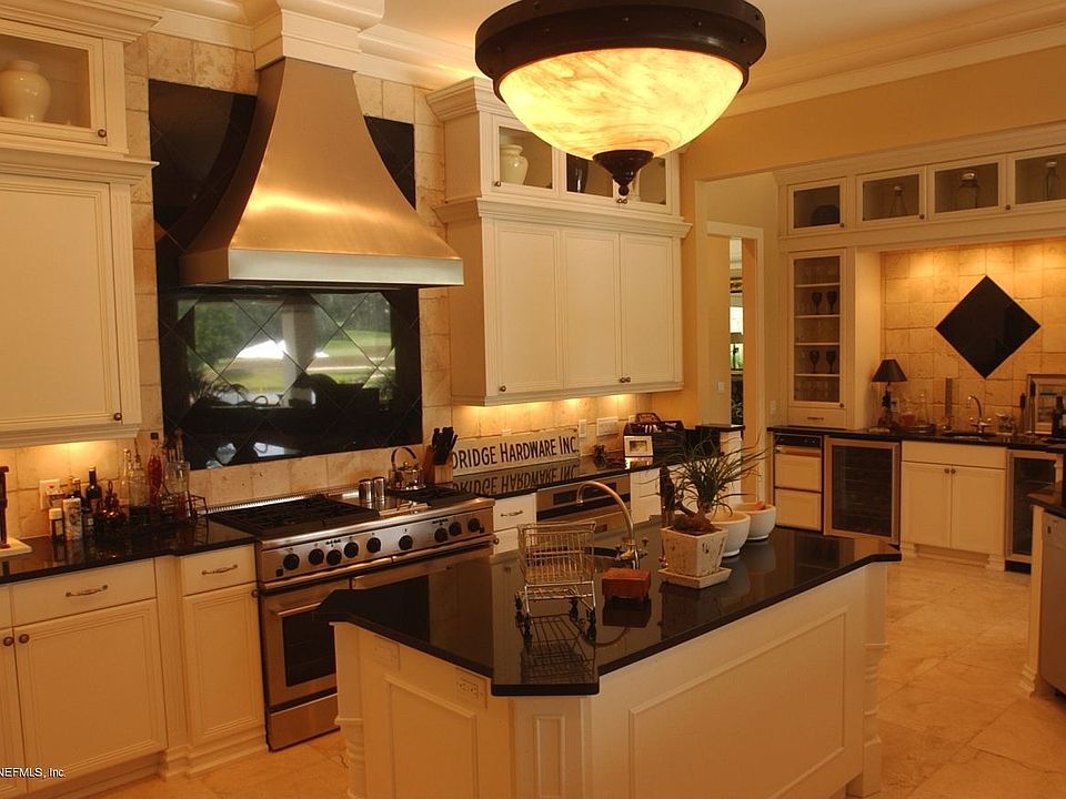 2nd image of 8029 Pebble Creek Ln W
