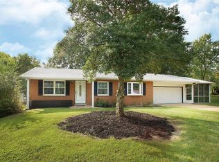 228 Flesher Dr, Ballwin, MO