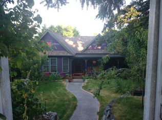 3233 12th Ave W, Seattle, WA 98119