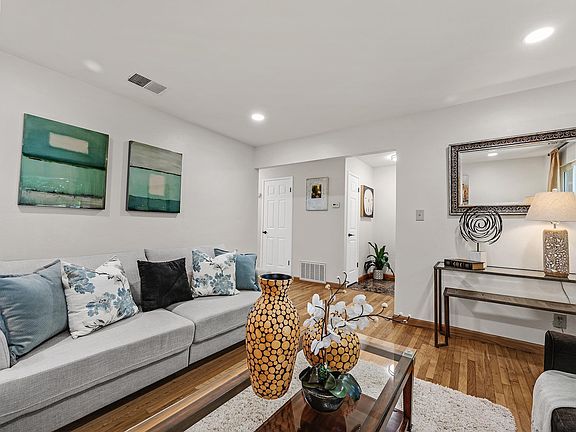 5th image of 35212 Cano Ct