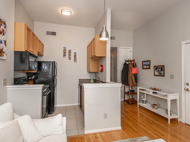 2126 Fulton Ave #3 — Photo 6