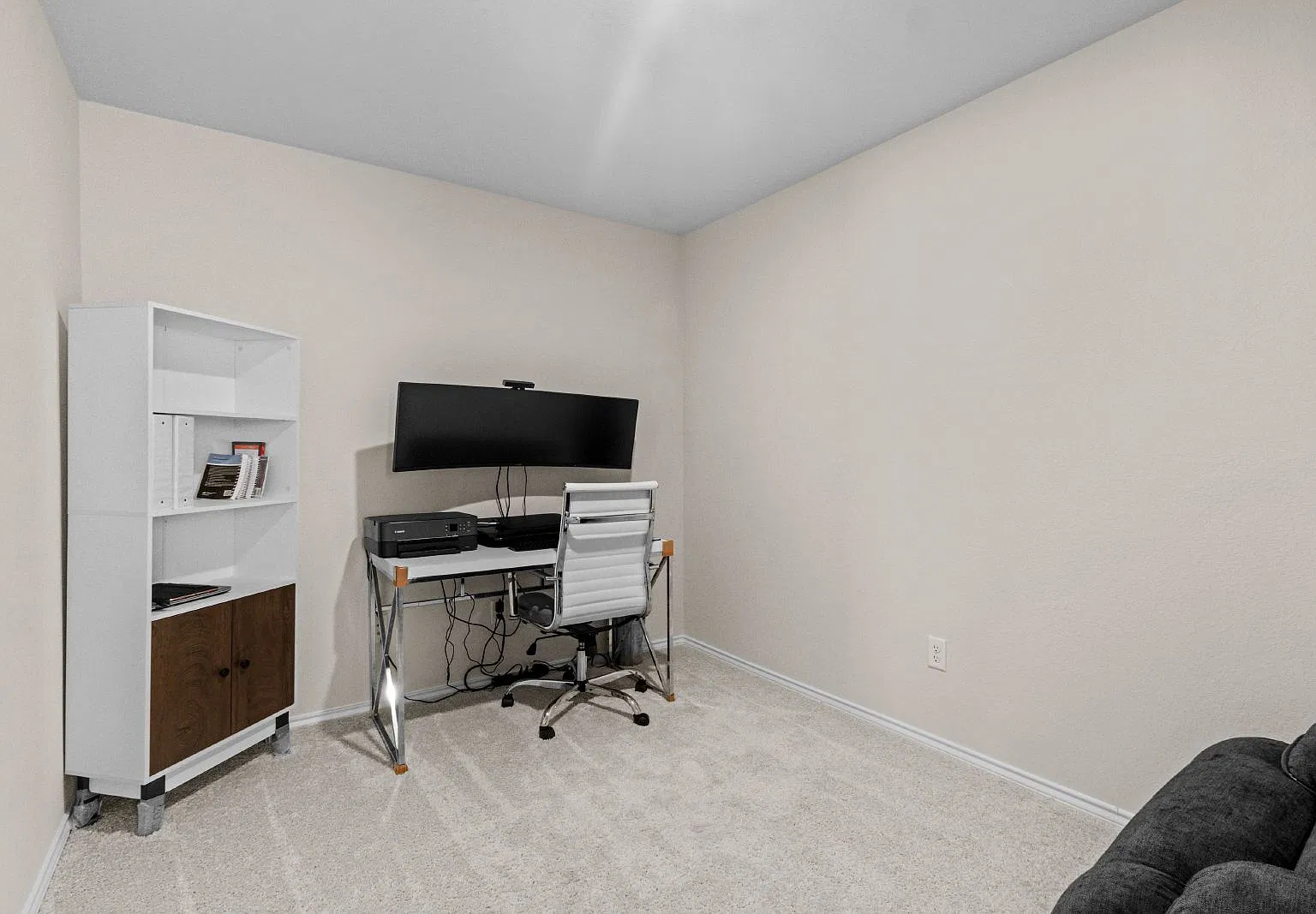 3 bed, 2.0 bath, 1512 sqft, $1,695 — Photo 3
