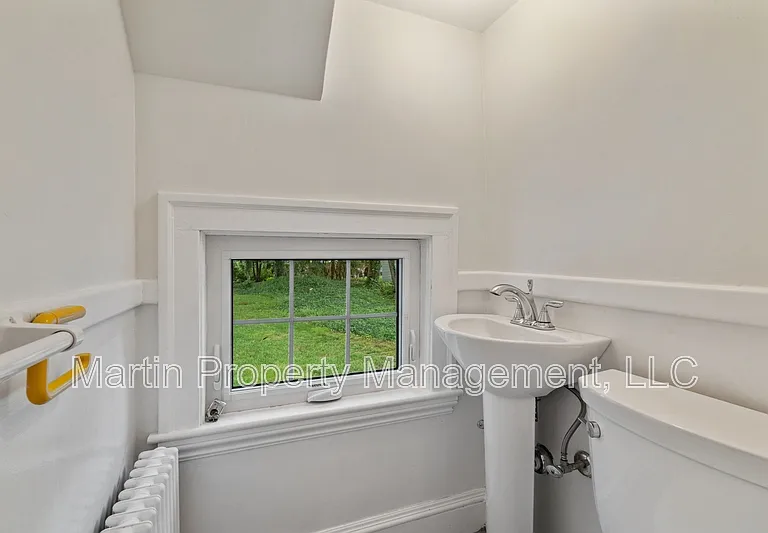 14 Gleason Rd — Photo 13