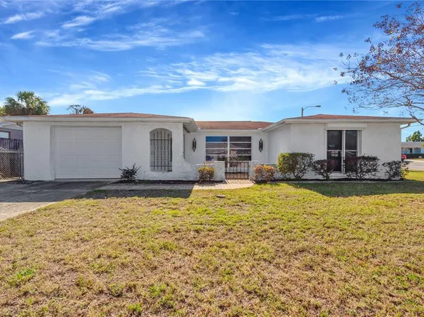 7004 Brentwood Dr, Port Richey, FL 34668