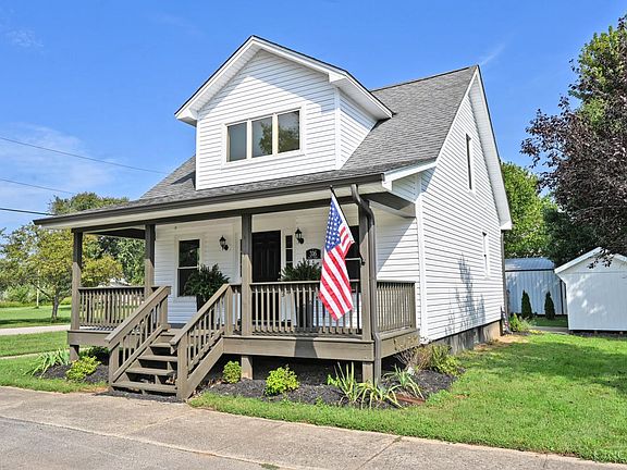 2nd image of 316 3rd St