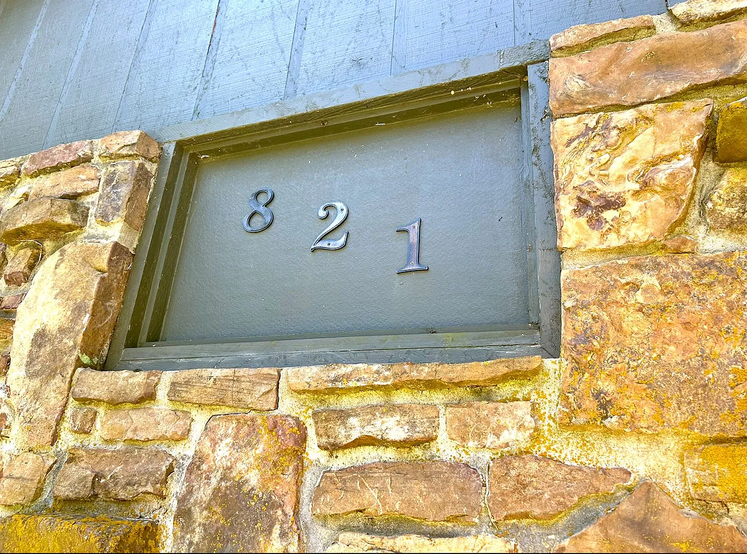 Two Bedroom Cottage Style Home Nestled in the Woods — Photo 4