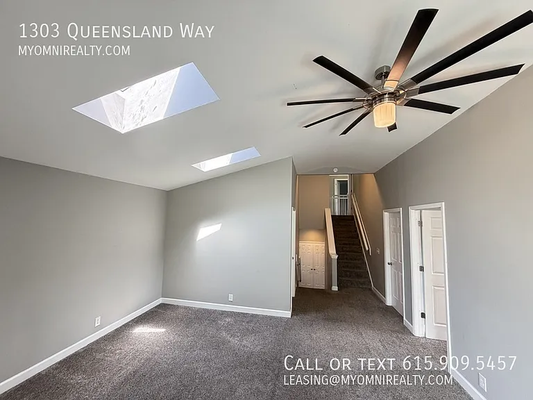 1303 Queensland Way — Photo 16