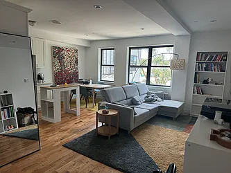 422 East 31st Street, #3B