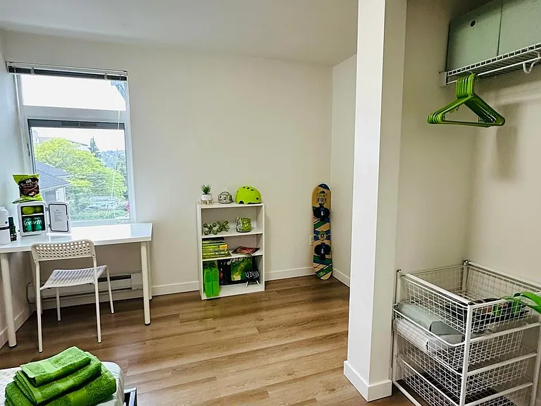 Radian Apartments — Photo 28