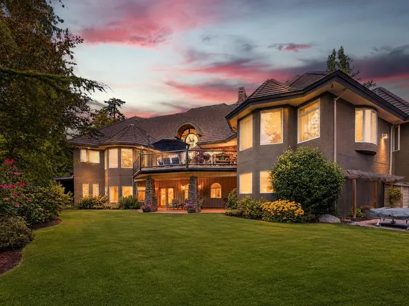 18638 54a Ave, Surrey, BC V3S 8L5